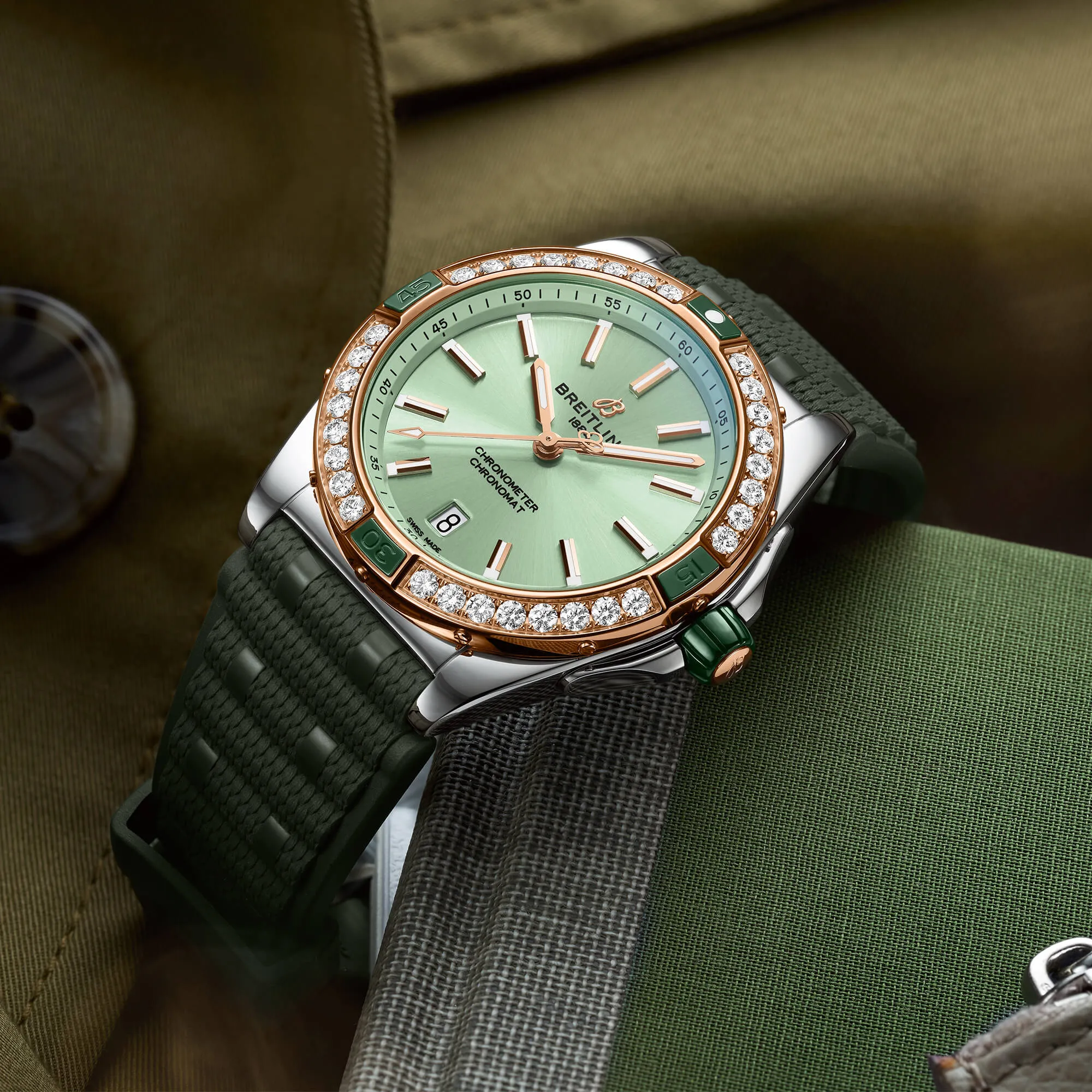 malalan-breitling-super-chronomat-automatic-38-watch-U17356531L1S1-IMG2