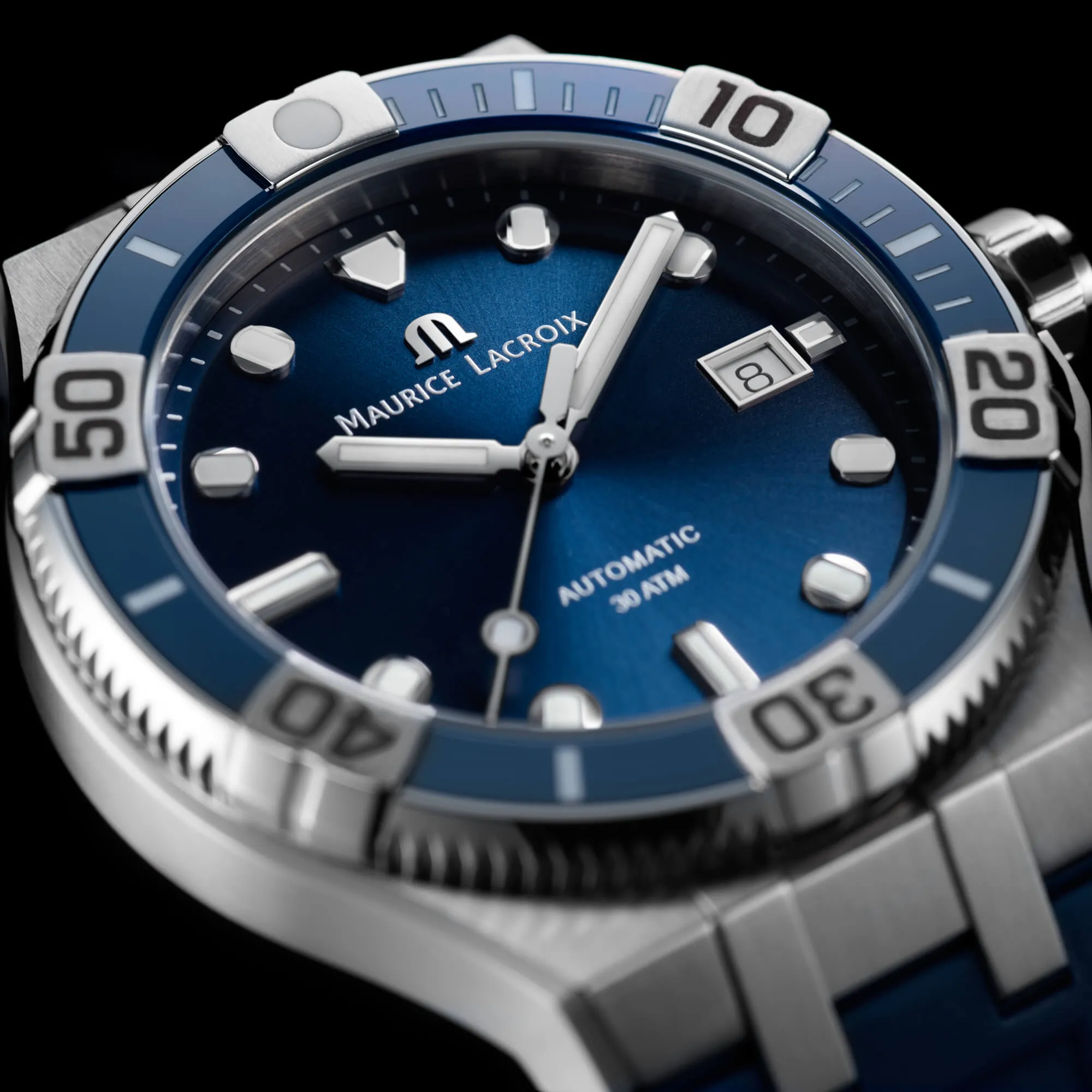 AI6058-SS001-430-1_close-up_dial