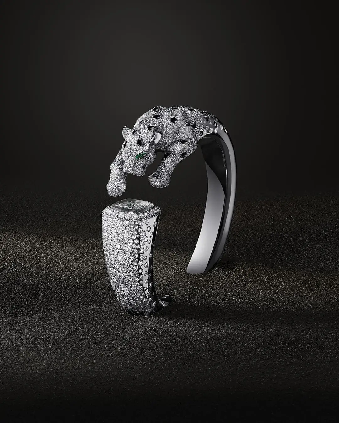 PUWA11602 WW25 PANTHERE JEWELLERY 1080x1350 HPI01712