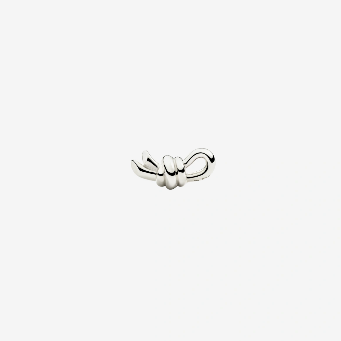 malalan_dodo_DHC3014_RKNOT_000AG_010_Dodo_sterling-silver-nodo-stud-earring-right-half-pair
