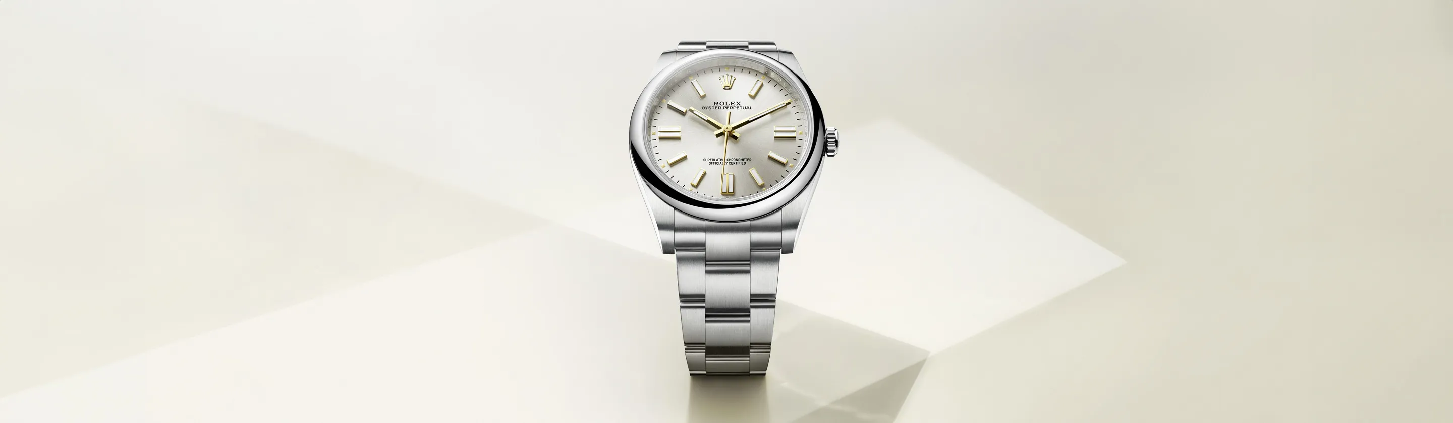 rolex-oyster-perpetual-cover-m124300-0001_2210jva_001-landscape