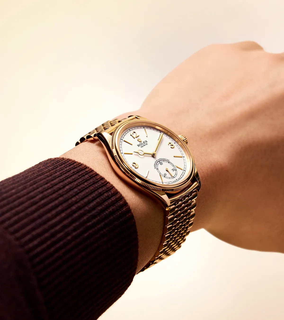 rolex-new-watches-2025-perpetual-1908-worn-watch_m52508-0008_2501ad_002-landscape