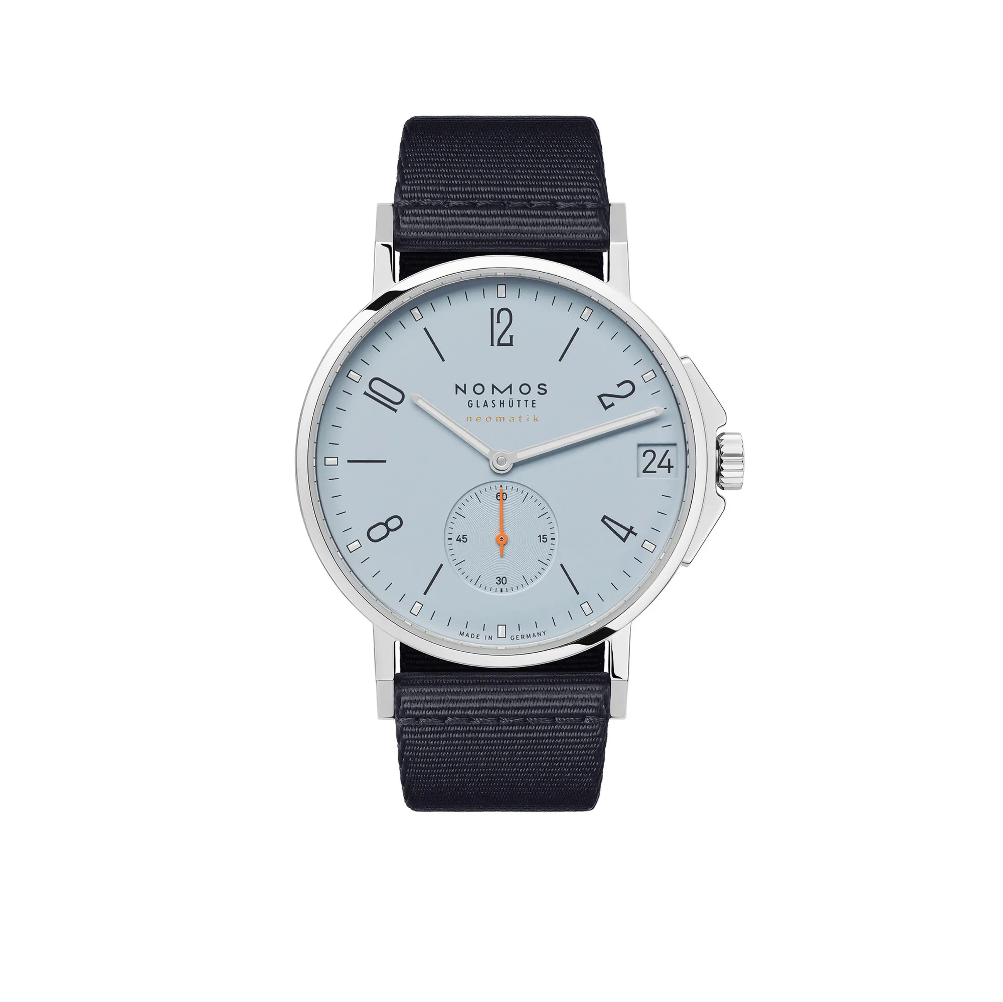 malalan-nomos-glashutte-ahoi-neomatik-38-date-sky-watch-526-IMG1